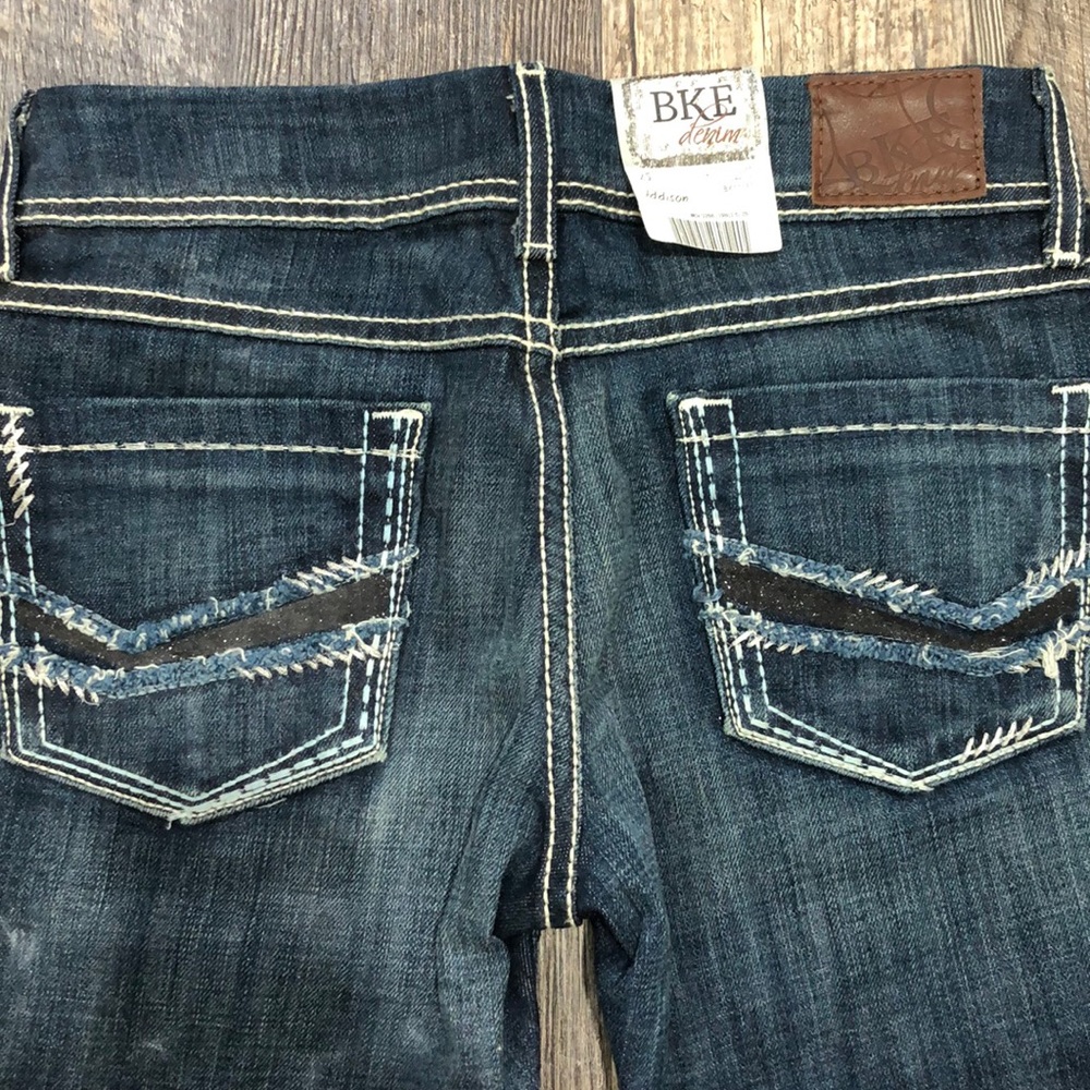 BKE Addison capris. New with tags.